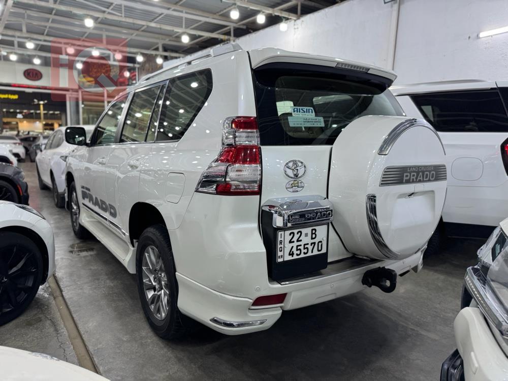 تۆیۆتا لاندكروزر پرادۆ